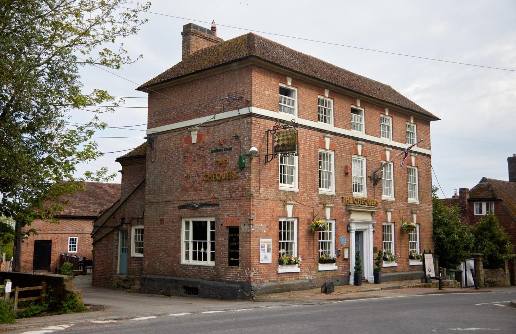 Chequers Inn By Greene King Inns Maresfield Bagian luar foto