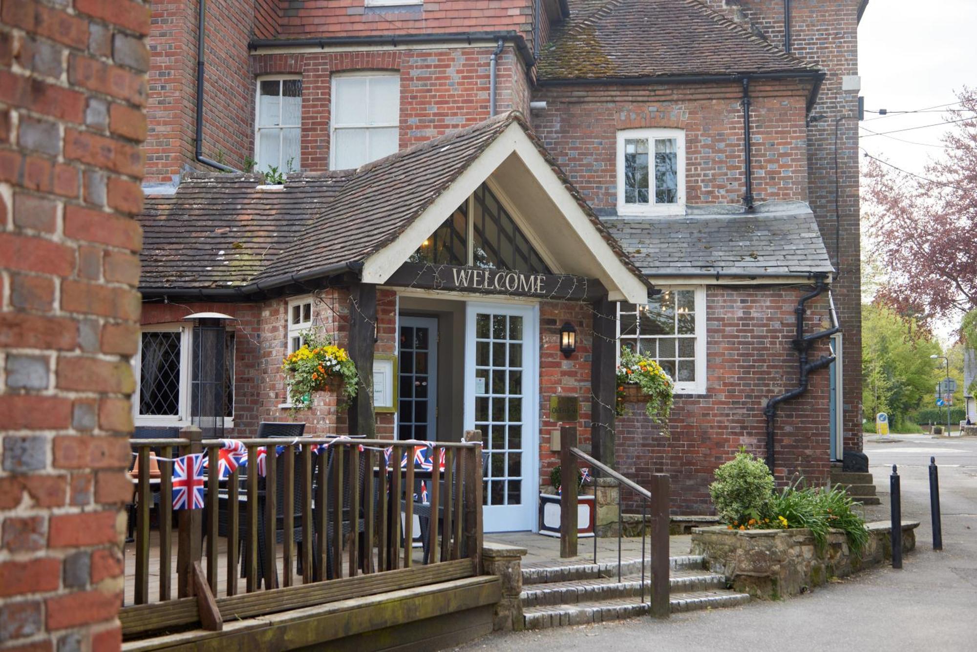 Chequers Inn By Greene King Inns Maresfield Bagian luar foto