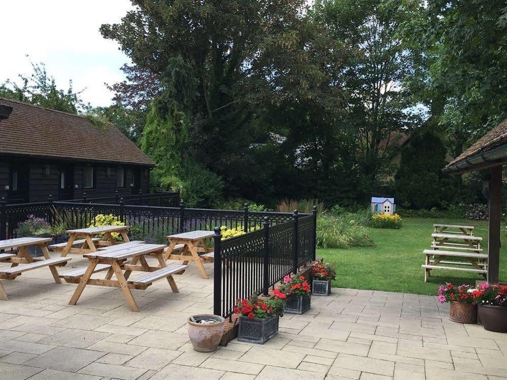 Chequers Inn By Greene King Inns Maresfield Bagian luar foto